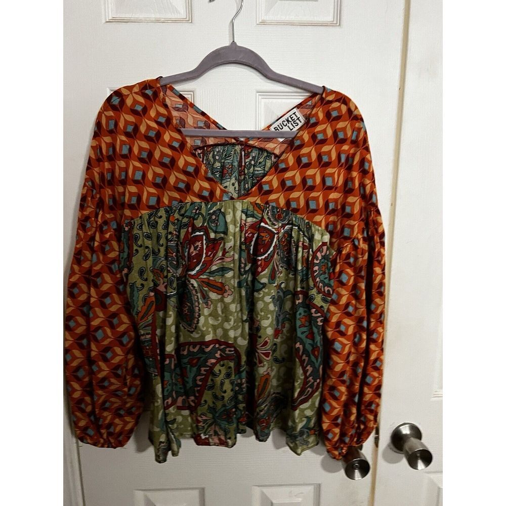 BUCKET LIST size medium womens bohemian hippie v-neck blouse geometric floral